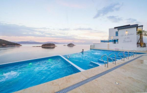 Miamor Pool Villa